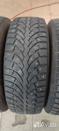 Formula Ice 215/65 R16 98T