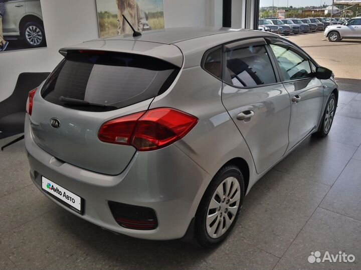 Kia Ceed 1.6 AT, 2015, 85 600 км