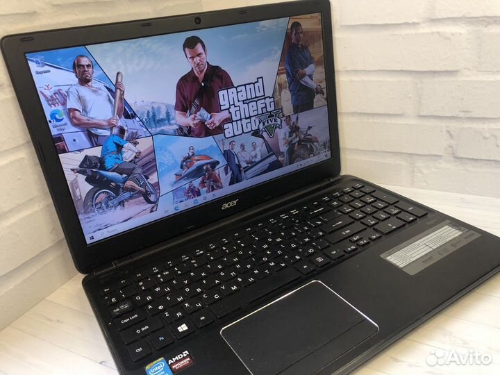Игровой ноутбук Acer 2 видеокарты/i3/8gb
