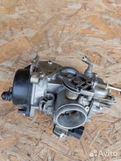 Карбюратор Mikuni на KTM 640 LC4