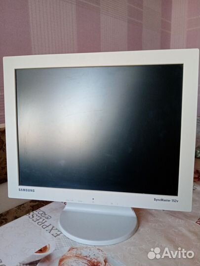 Монитор Samsung