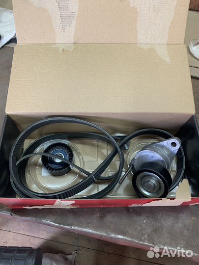 Ремень гениратора с роликами