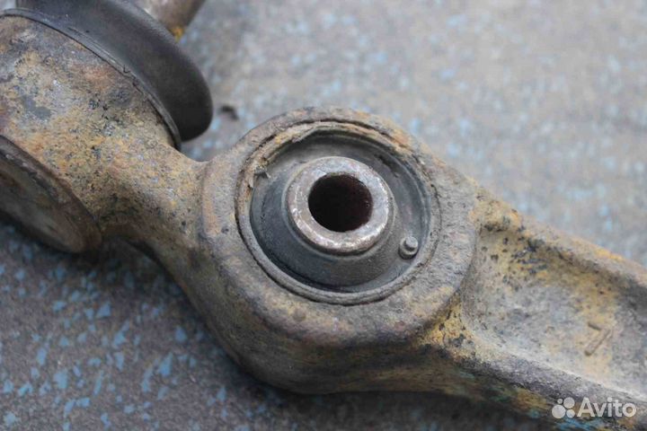 Рычаг Mitsubishi Galant (Митсубиси Галант) EC1A MR