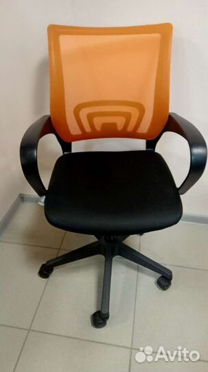 Компьютерное кресло новое