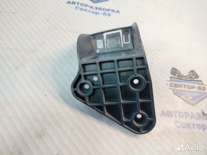 Кронштейн фары левый Nissan Qashqai J10