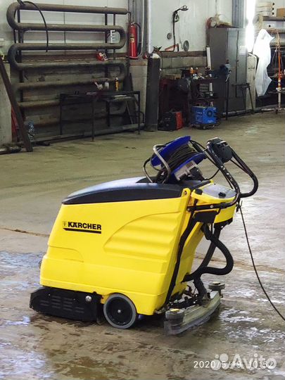 Поломоечная машина Кёрхер