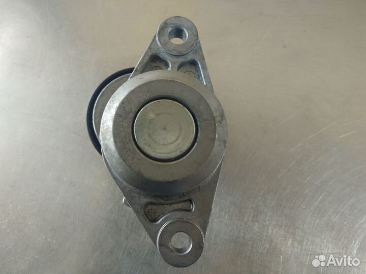 Ролик натяжитель Renault Sandero 2009 2014