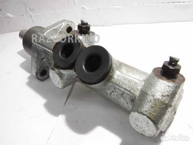 Цилиндр тормозной главный