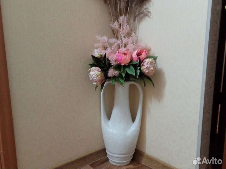 Ваза с цветами