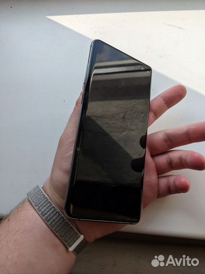 Samsung Galaxy S10+, 8/128 ГБ