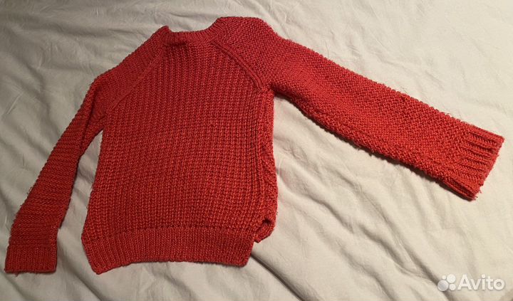 Свитер