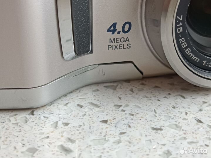 Компактный фотоаппарат Minolta S414