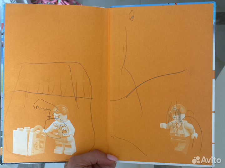 Lego книга на английском