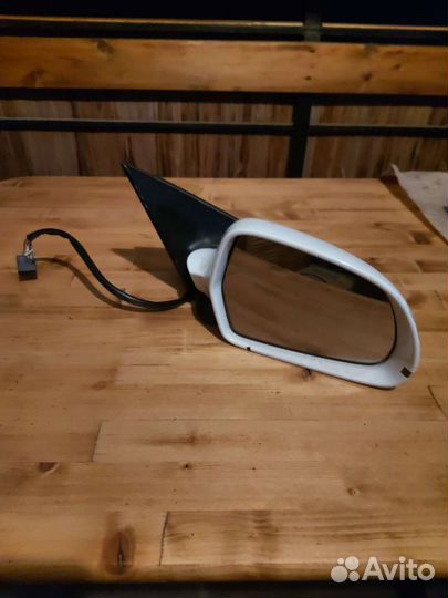 Боковое зеркало Ауди А 4В8