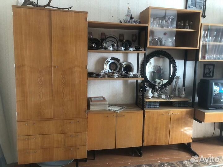 Стенка в гостиную