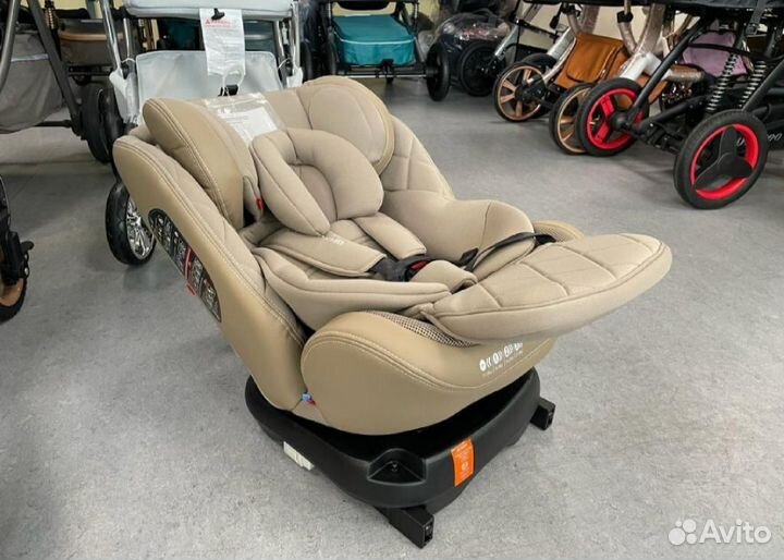 Автокресло от 0 до 12 лет Новое (на 360 поворот)