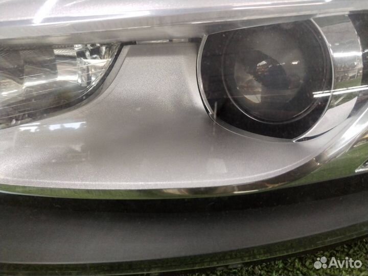Фара передняя левая Audi Q7 casa 2010