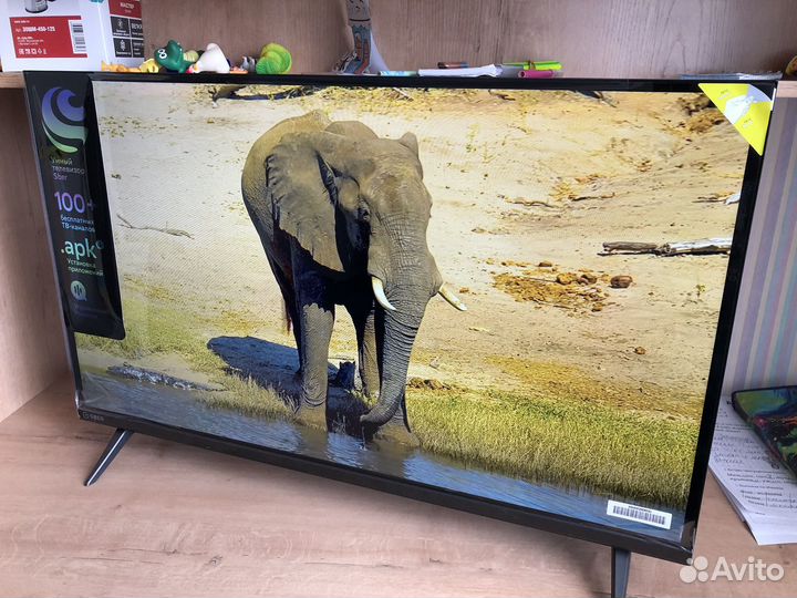 Телевизор SMART tv 32 дюйма (81см) Новый