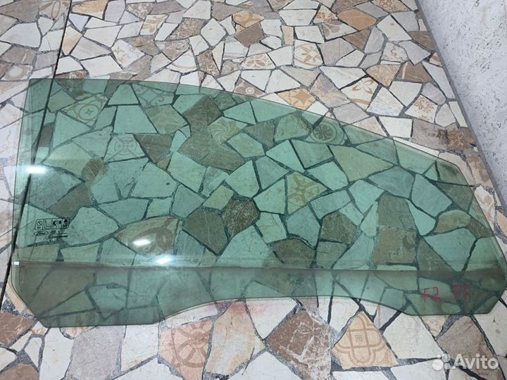 Стекло двери Ford Focus седан 1.6 shda (100 Л.С)