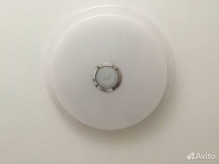 Люстра музыкальная bluetooth