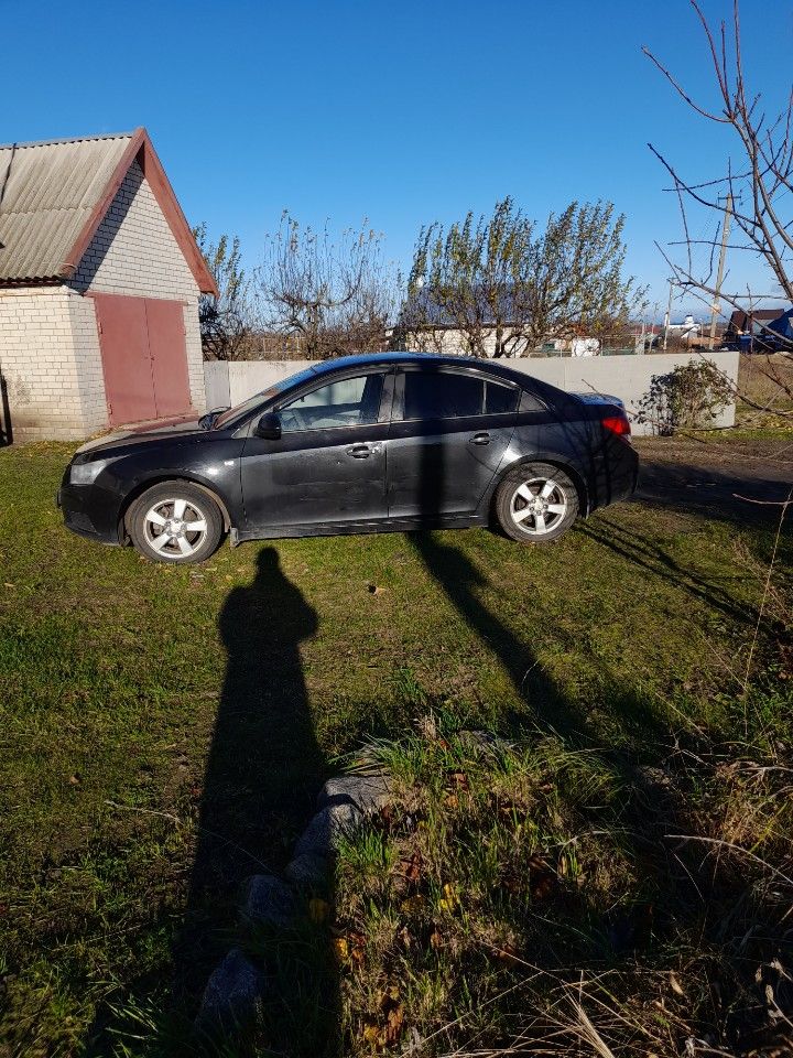 Chevrolet Cruze: фото владельца