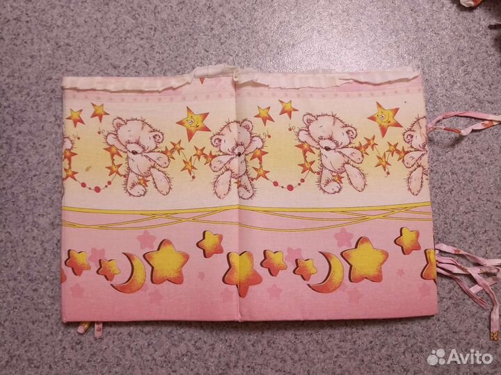 Бортики в кроватку