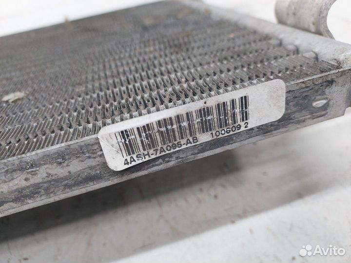 Радиатор кондиционера Infiniti QX56