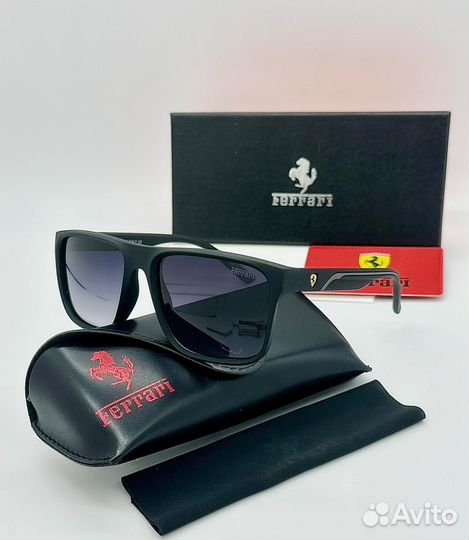 Солнцезащитные очки Ray Ban polaroid