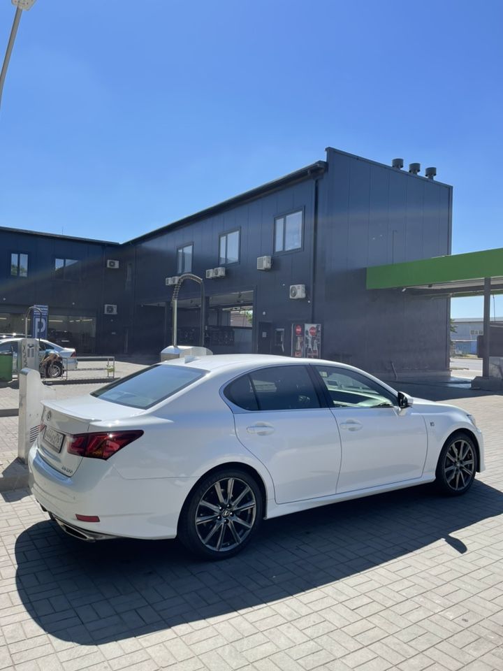 Lexus GS: фото владельца