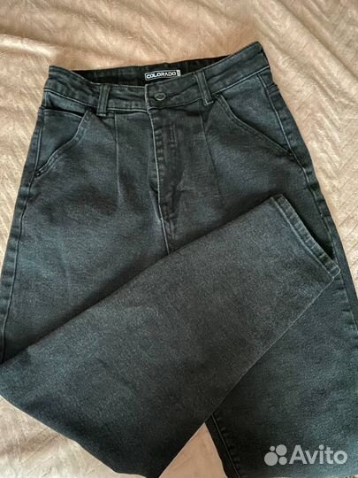 Джинсы слоучи