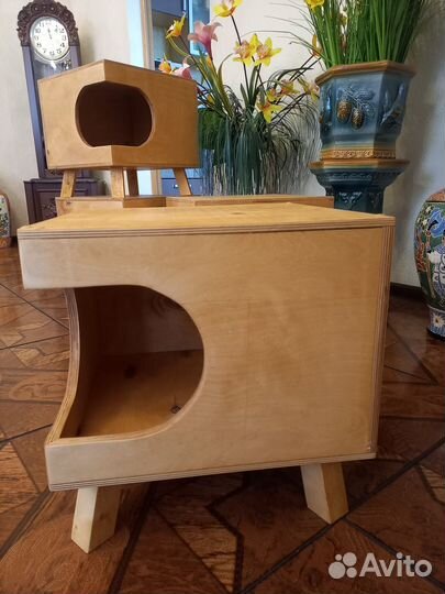 Домик для кошки или собаки 40х40х40