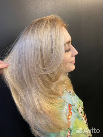 Стилист по стрижкам.Женские, мужские стрижки