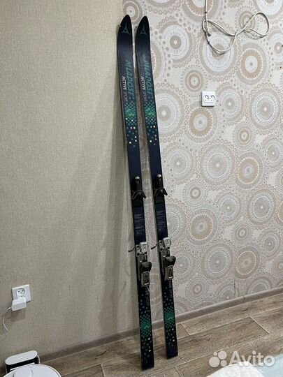 Горные лыжи Mladost с ботинками