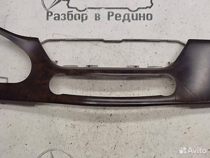 Накладка торпеды w219 CLS-class 272.964 09.2005