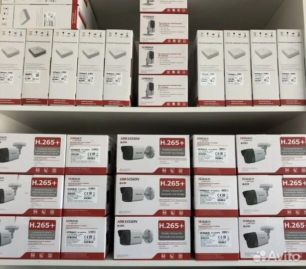 HiWatch DS-I200(D) 2.8 IP камера 2мп