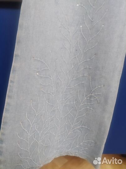 Джинсовые брюки женские со стразами