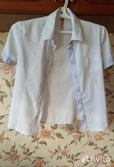 Блузка белая с коротким рукавом на рост 134-140
