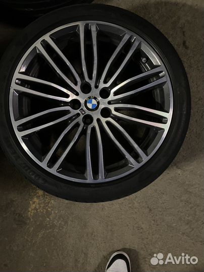 Комплект летних колес r19 bmw g30 664 M-Sport