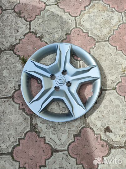 Колпаки на колеса r 16 renault