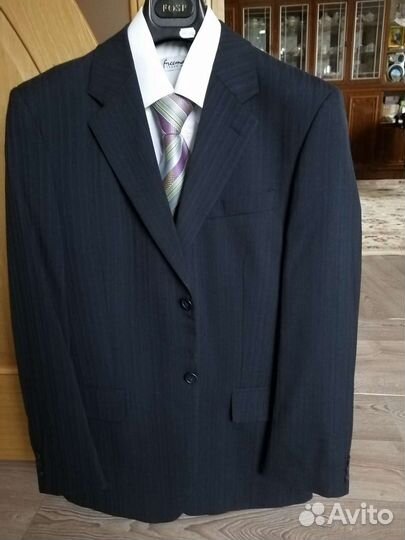 Костюм мужской, очень красивый