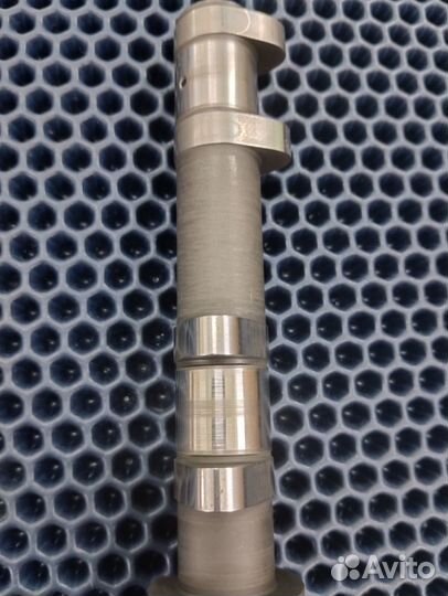 Yamaha YZF R1 2004-2005 распредвал выпускной