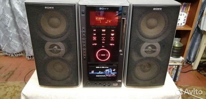 Музыкальный центр sony