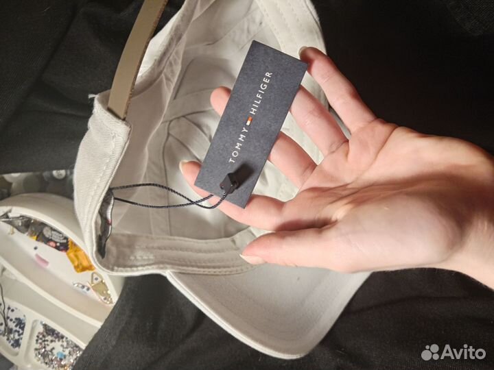 Tommy hilfiger кепка