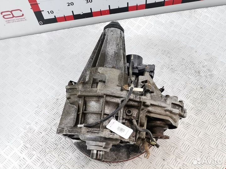 Раздатка для Nissan Navara (D40) 33100EA301