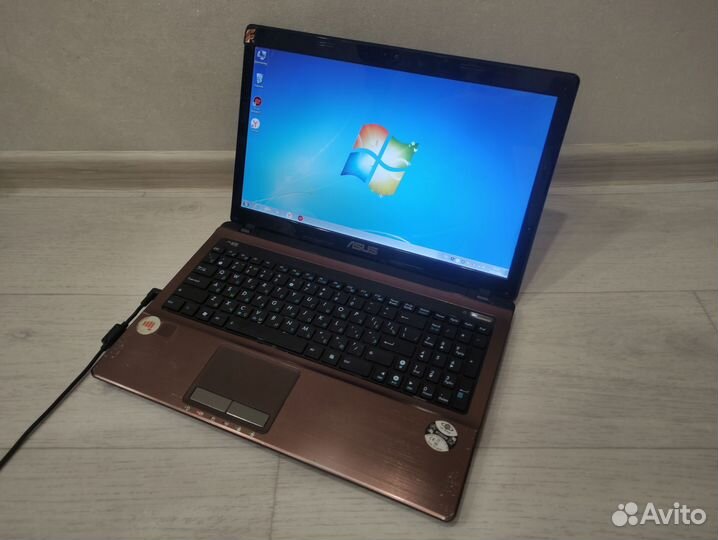 Asus i3+GeForce 610M+8GB+320gb