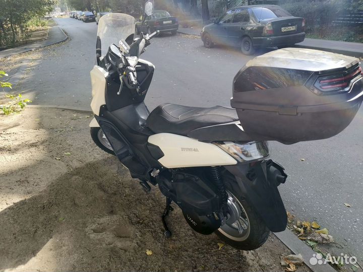 Скутер Vento VMC MAX 200