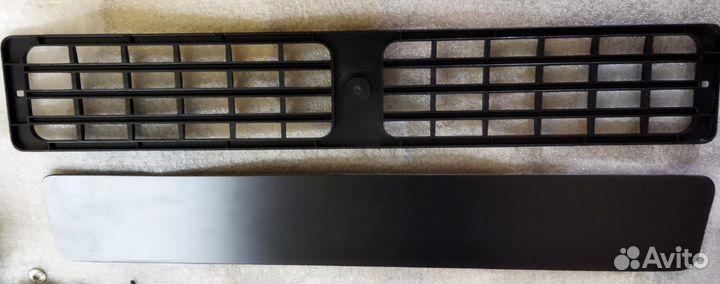 Облицовка радиатора 2110 Нижняя