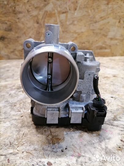 Дроссельная заслонка Volkswagen Tiguan 1.4T CTH