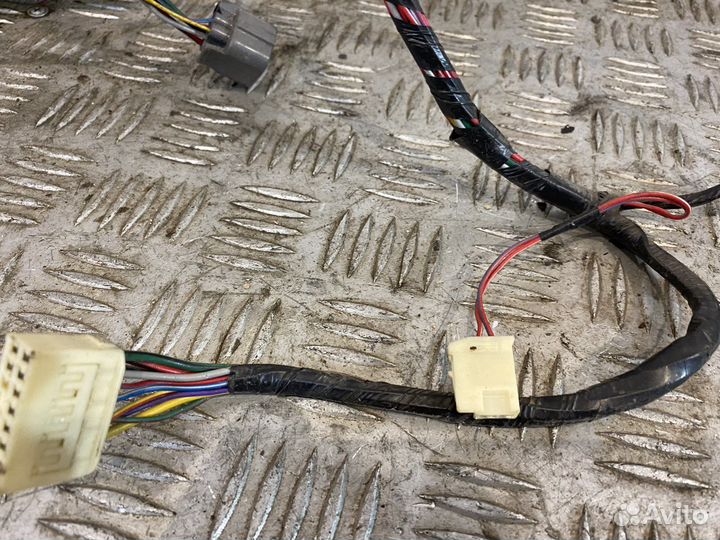 Проводка передней левой двери lancer 9