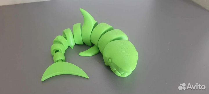 Пдвижная акула (колекционирование и игрушки)